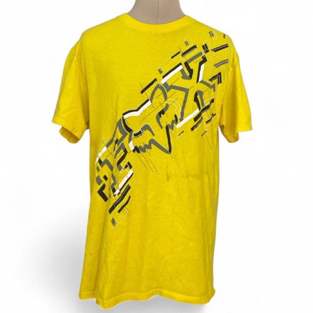 Yellow Fox Racing graphic t-shirt, size M